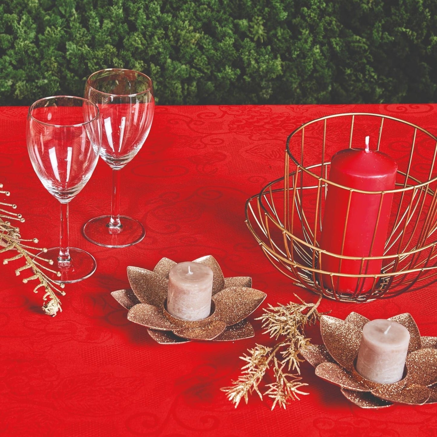 Tovaglia Ludovica Xmas Vingi in fiandra con disegno damascato in puro cotone al 100%