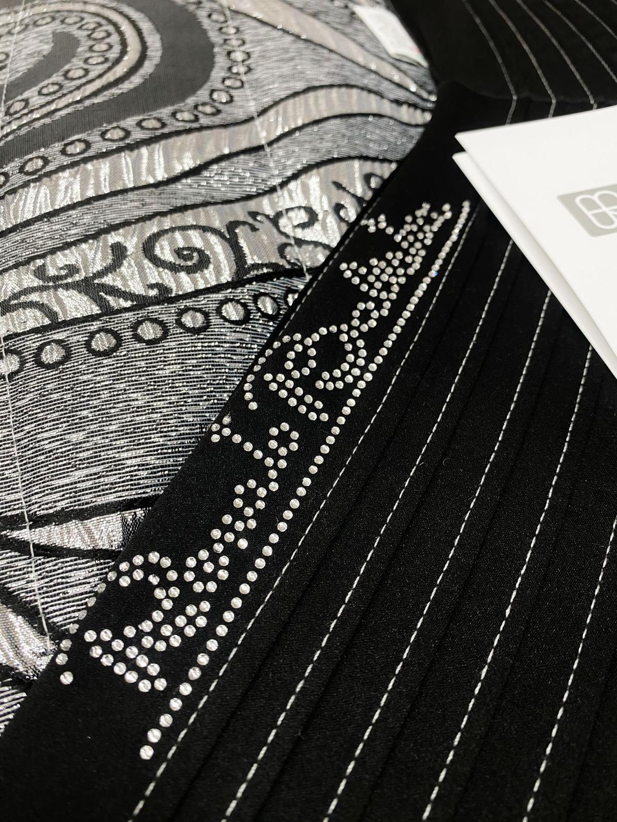 Trapuntino Luana Renato Balestra con fascia & logo composto da piccoli Swarovski