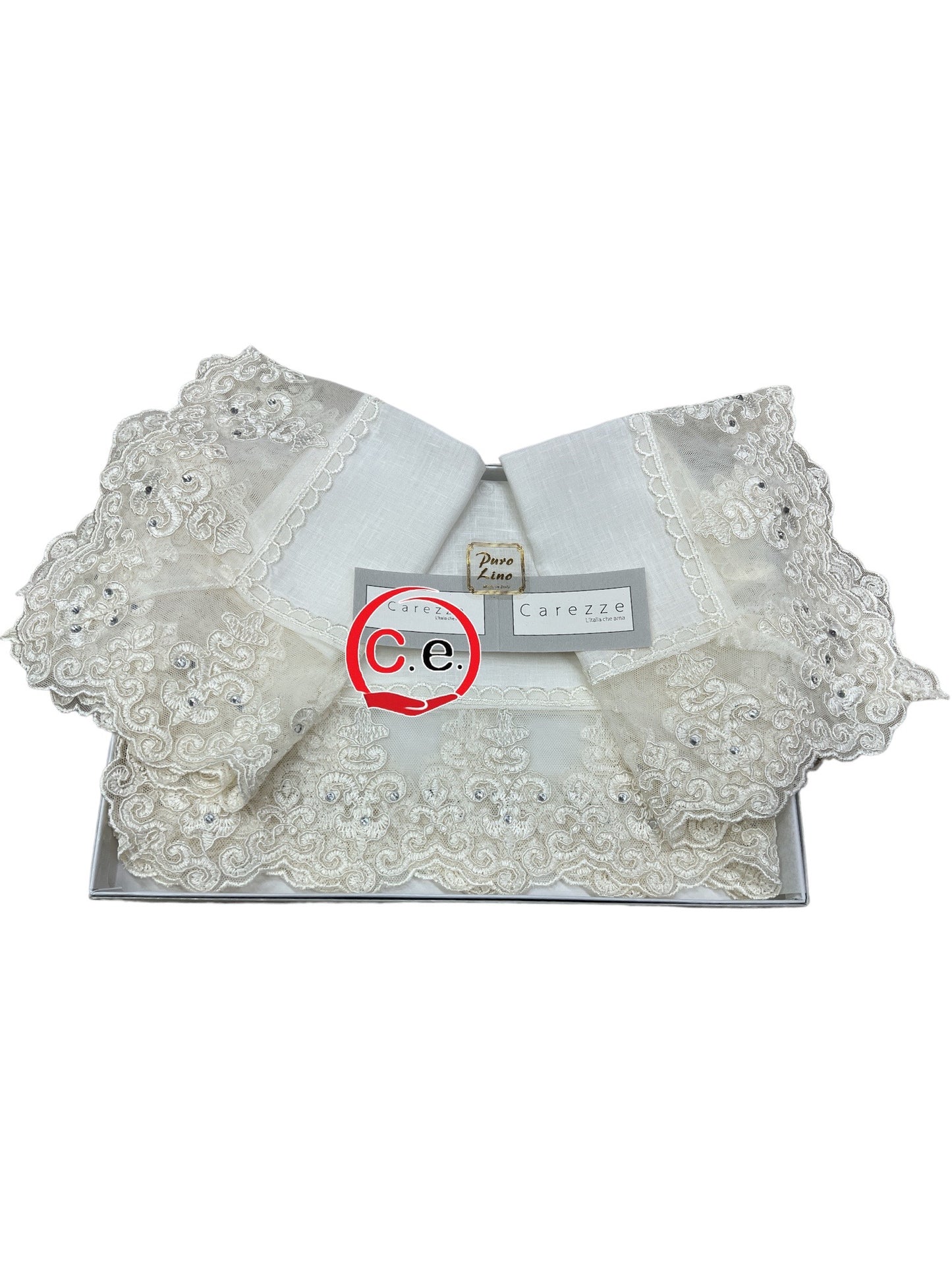 Tris centri Nicolle in puro lino con pizzo in macramè con Swarovski