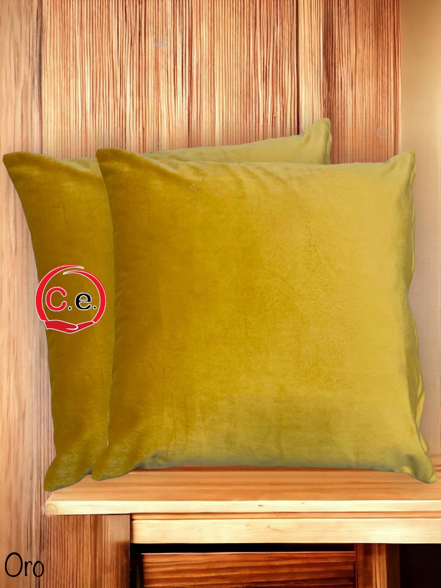 Cuscino arredo in velluto misura 50x50cm
