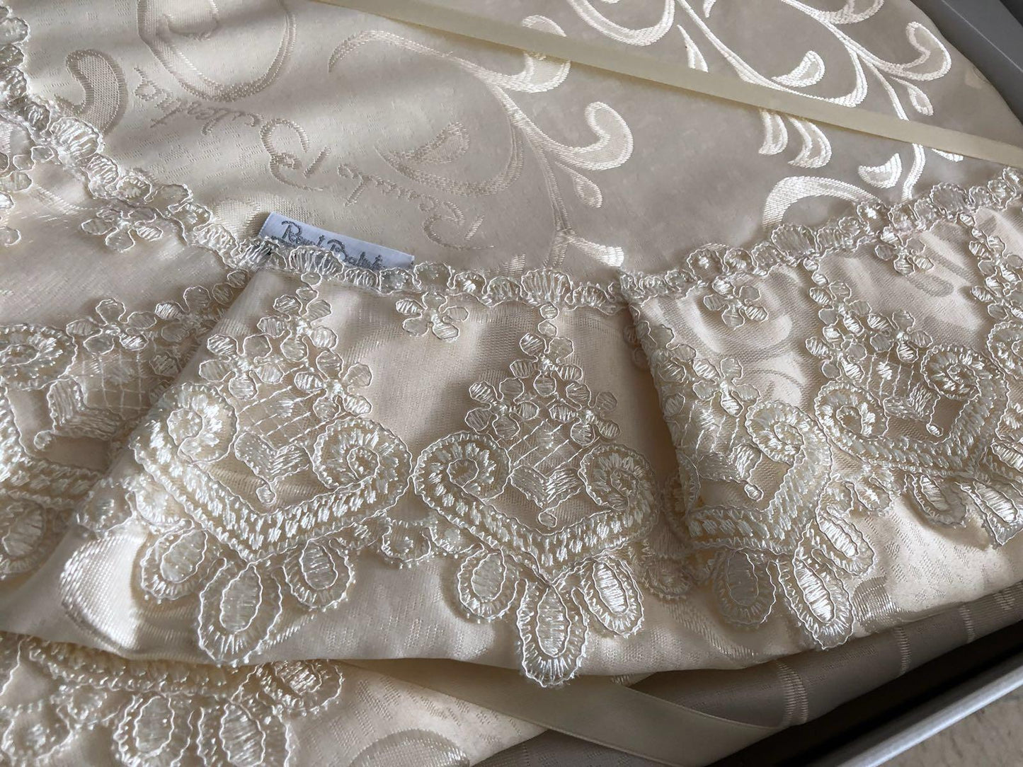 Completo letto + copriletto + centrino Noemi Renato Balestra