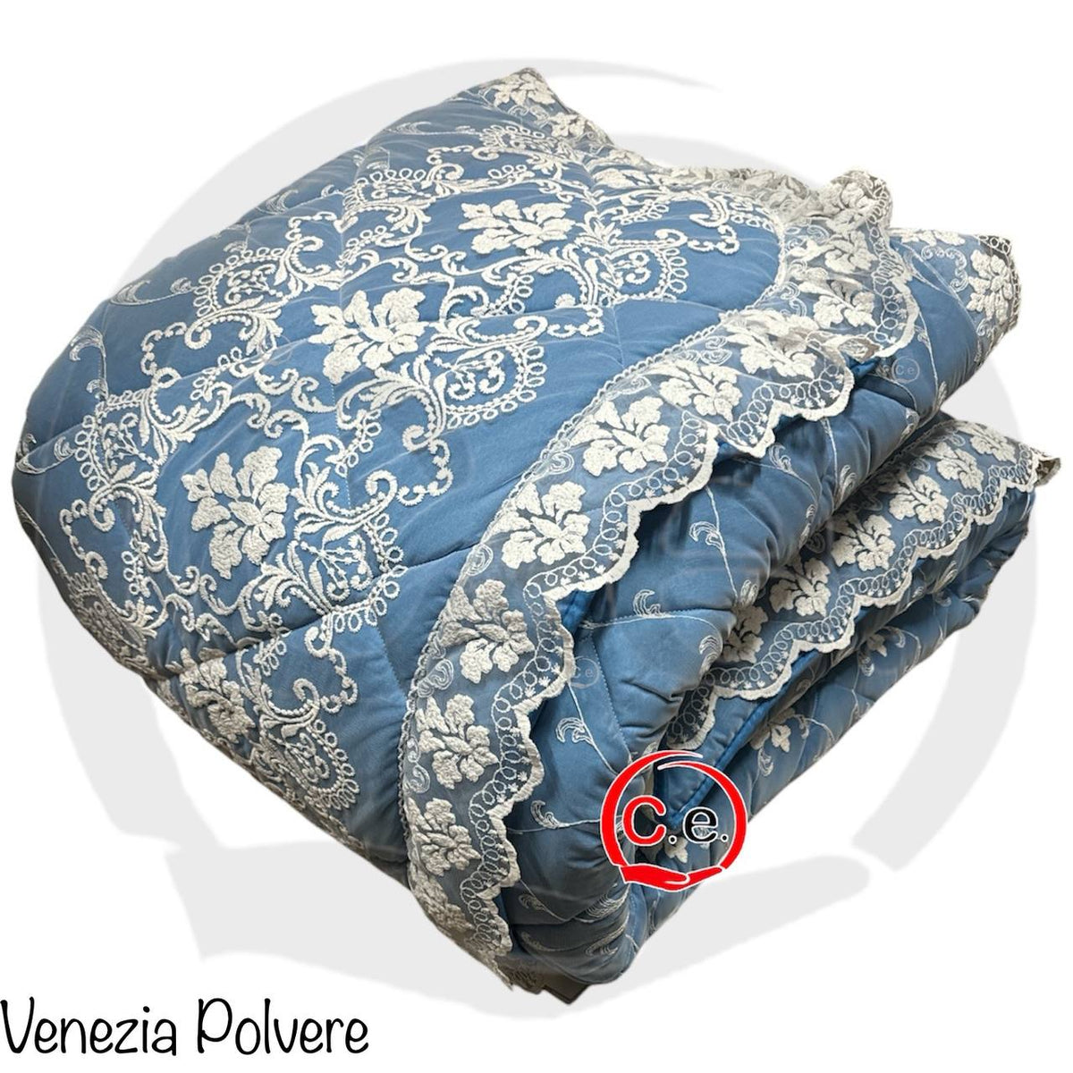 Trapunta/Piumone Venezia Coconuda ricamata con pizzo rebrodè 2 cuscini arredo coordinati