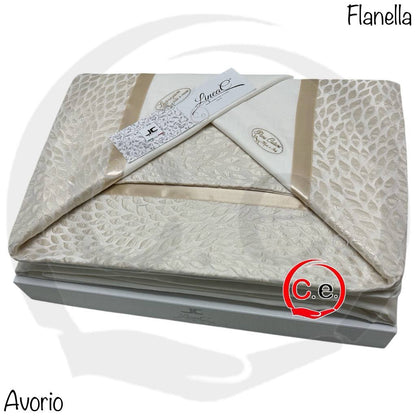 Completo lenzuola Vanessa in Caldo Cotone con fascia in raso jaquard