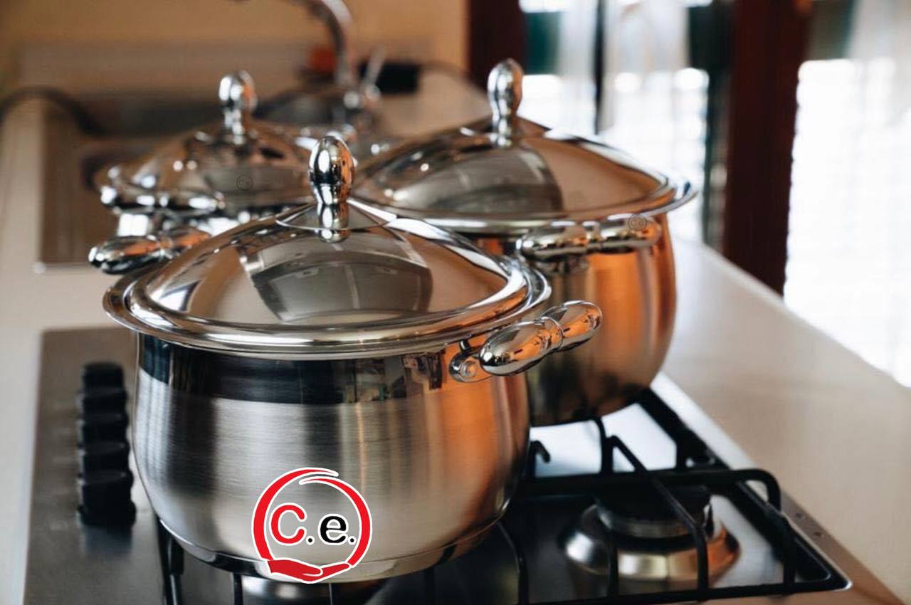 Batteria di pentole 18 pezzi in acciaio inox 18/10